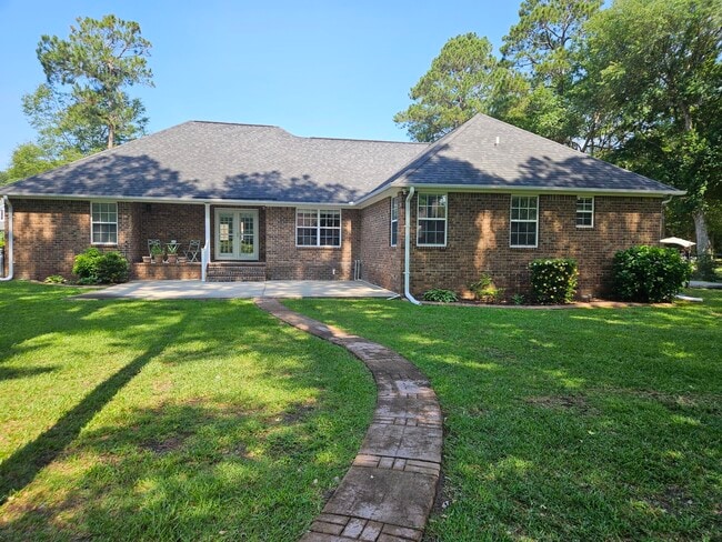 Photo - 2947 Sylvan Way