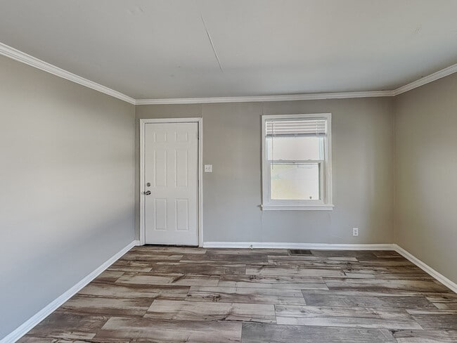 Photo - 2607 N Layman Ave