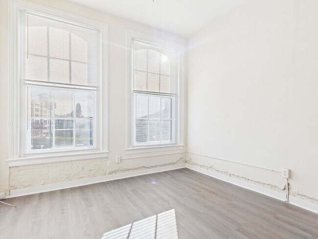 Flats at 14th