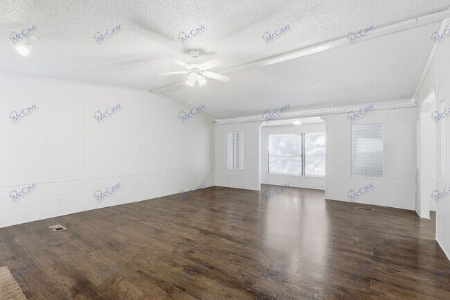 Photo - 13665 FM2331