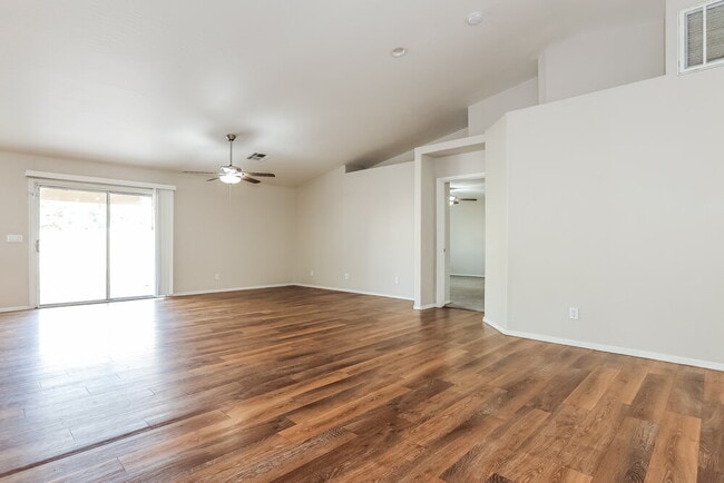 Photo - 4966 E Magnus Dr