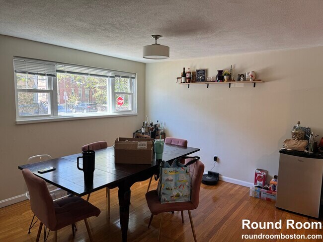 Photo - 137 Glenville Ave