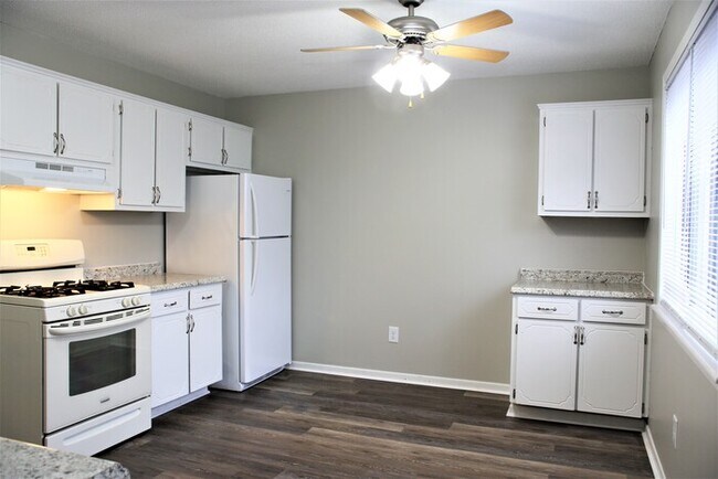 Photo - 2755 Glenbriar St