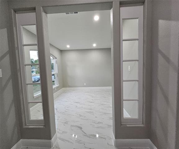 Photo - 202 E 1st N St