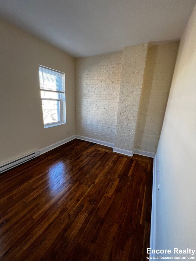 Building Photo - 888 Huntington Ave Unit 7