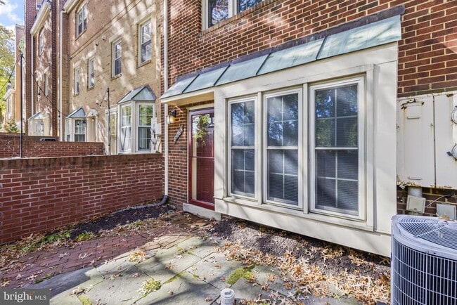 Photo - 2506 Fairfax Dr