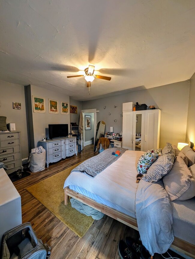 Photo - 138 S 24th St Unit 1