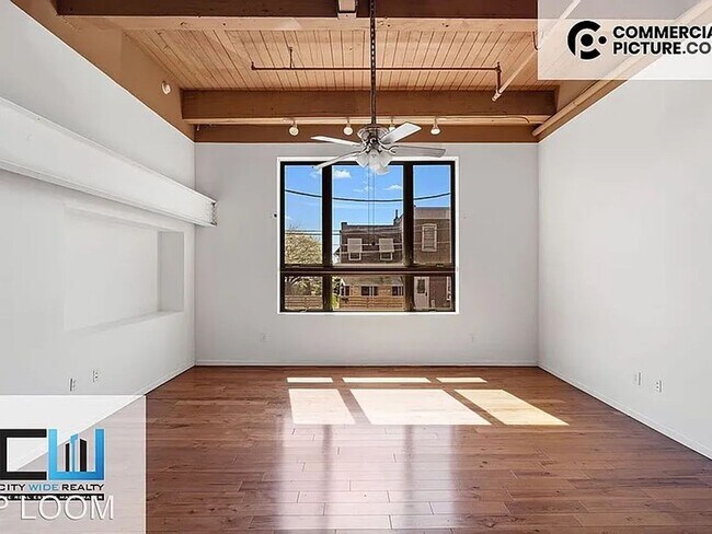 Photo - Frame Factory Unidad 213