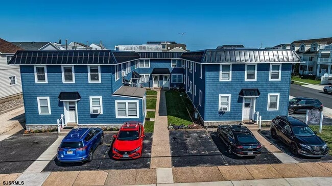 Building Photo - 3401 Ocean Ave Unit 2 Rental