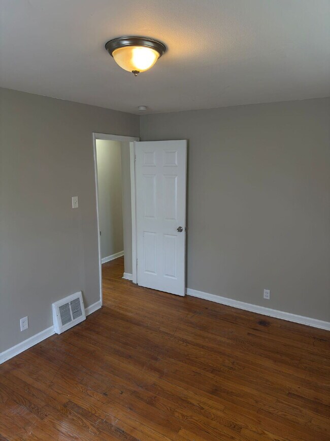 Photo - 6115 Avila Dr Apartment