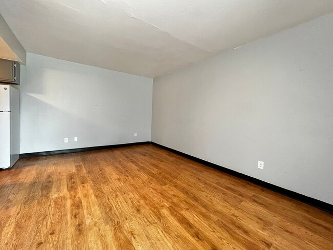 Photo - NShields632 (KC-LN-KB) Unit 04