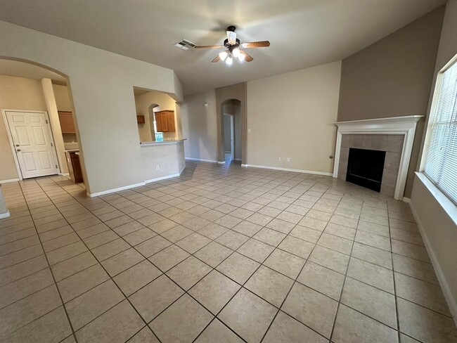 Photo - 1604 Teal Trail