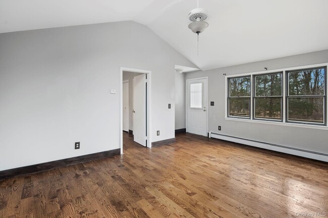 Photo - 689 S Mountain Rd