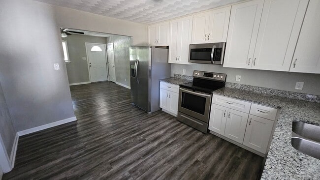 Photo - Beautiful home in DUNEDIN area of Chesapeake