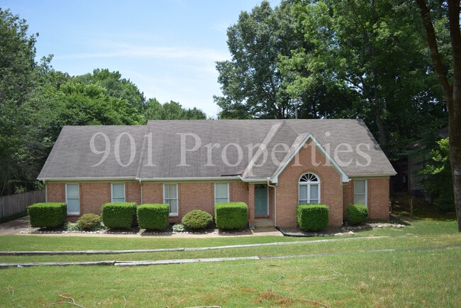 Building Photo - 8269 Trinity Rd Rental