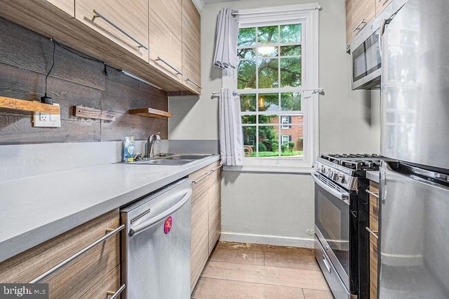 Photo - 248 N Thomas St Unidad 1