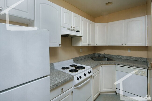 Building Photo - Available Now Rental