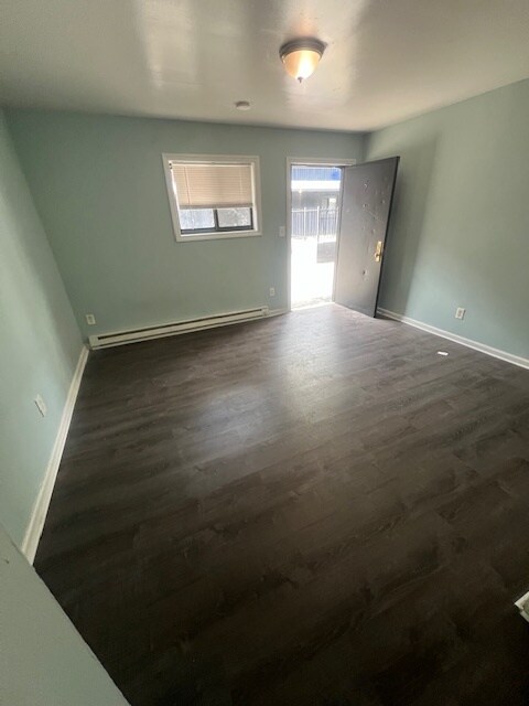 Photo - Springwood Apartments