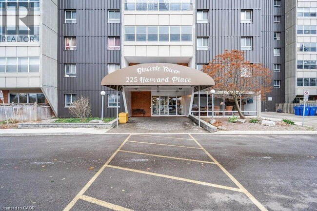 Photo - 225 Harvard Pl Unit 811