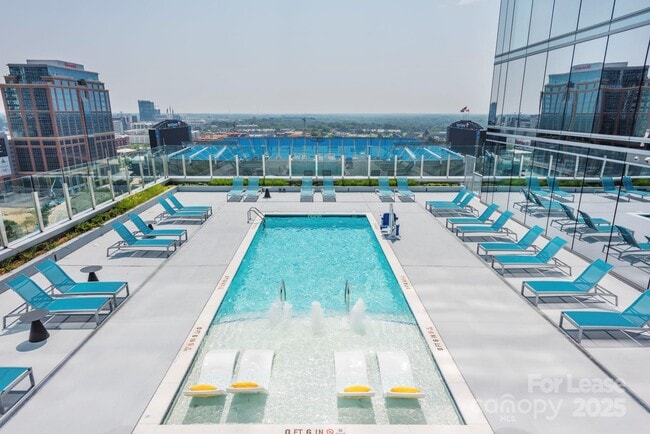 Photo - 401 S Graham St Unit 1B