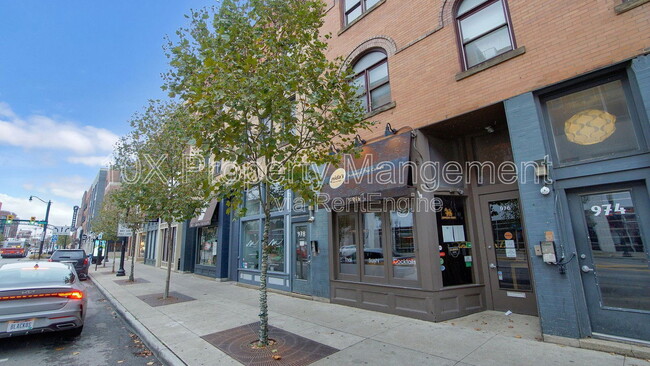 Photo - 978 N High St Unit A
