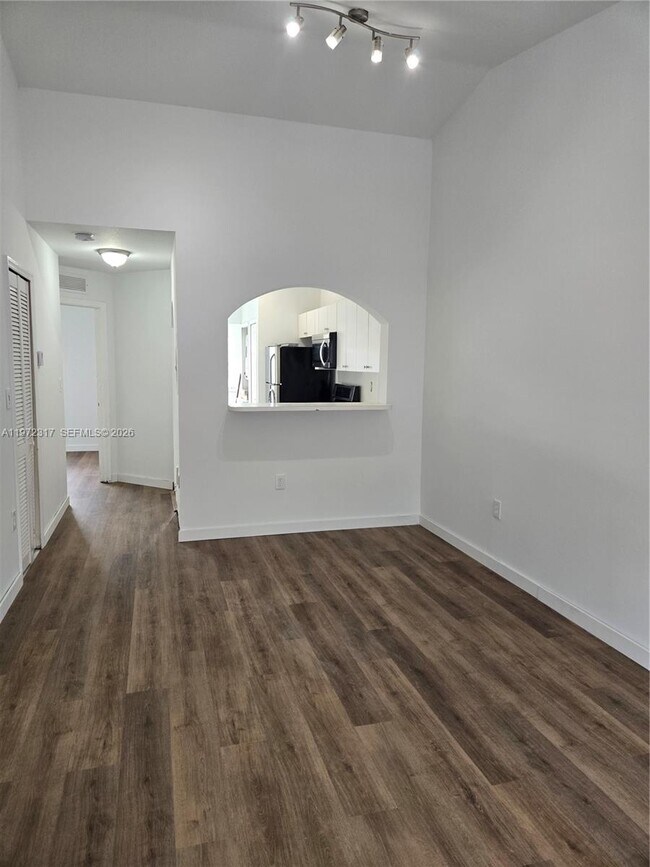 Photo - 2621 SE 12th Rd Unit 205