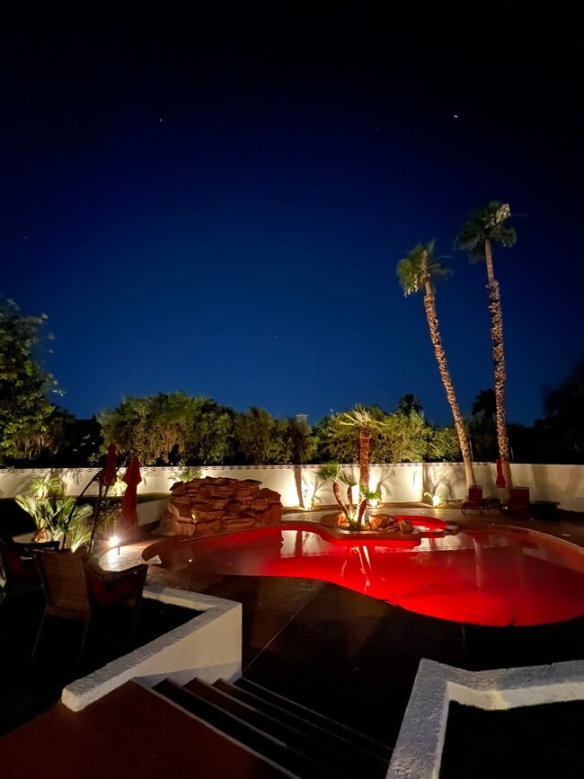 Building Photo - 7430 Rancho Destino Rd
