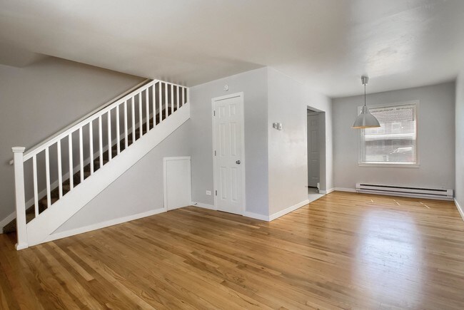 Photo - 6002 E 29th Ave