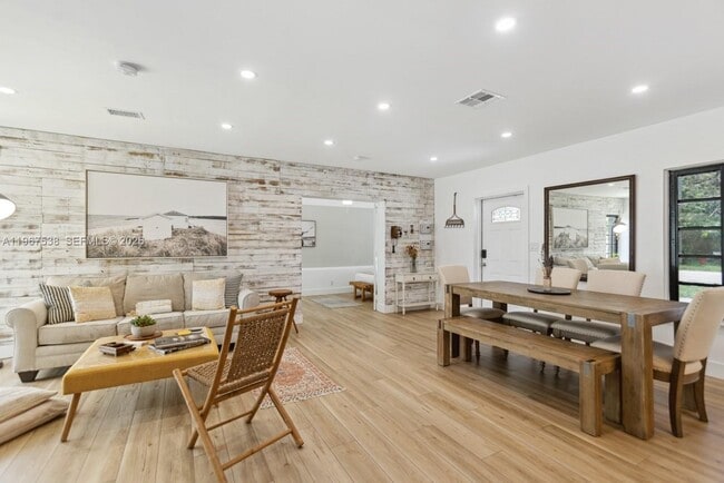 Photo - 1512 NW 4th Ave