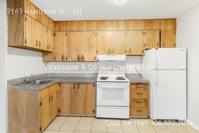 Photo - 2163 Hamilton St Unit (8)