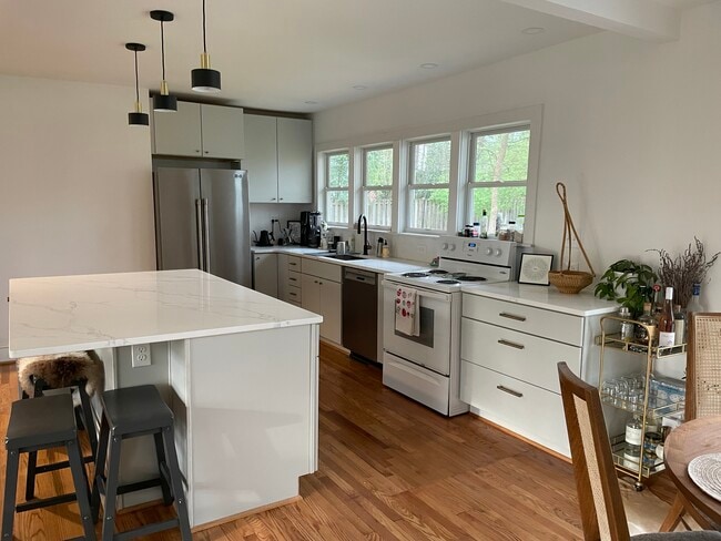 Photo - 809 Woodland Ave