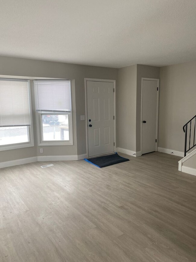 Photo - 5422 N Linwood Ave Apartment Unit 5424 N Linwood Ave.
