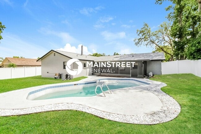 3 Bedroom Pet-Friendly Home in LONGWOOD, FL with Main Street Renewal