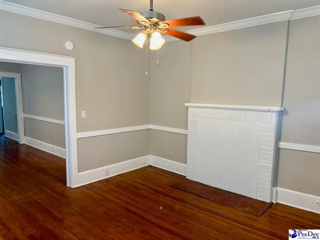 Photo - 510 Warley St