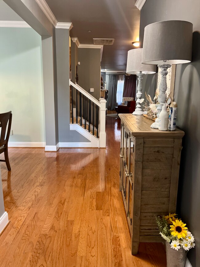 Photo - 3348 Redmon Hill