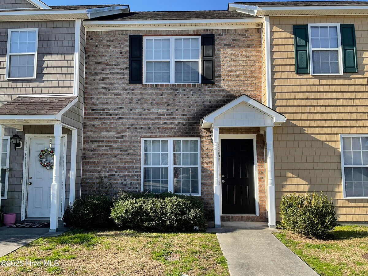 Photo - 103 Bridgewood Dr Townhome