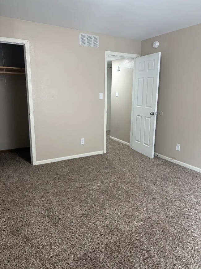 Glen Oak Apartments