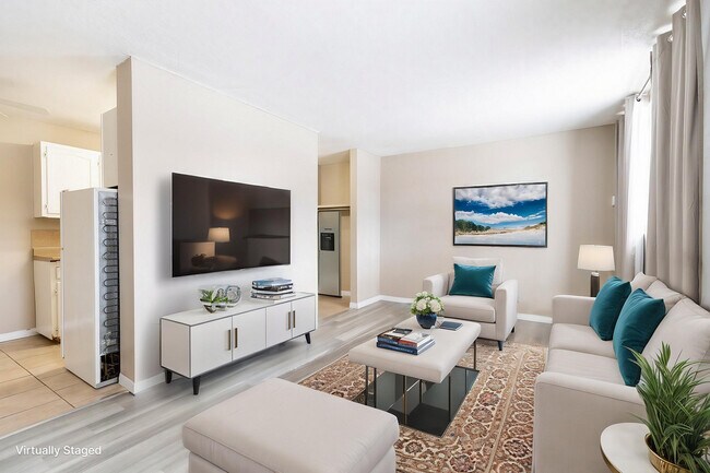 Photo - North Hill Manor