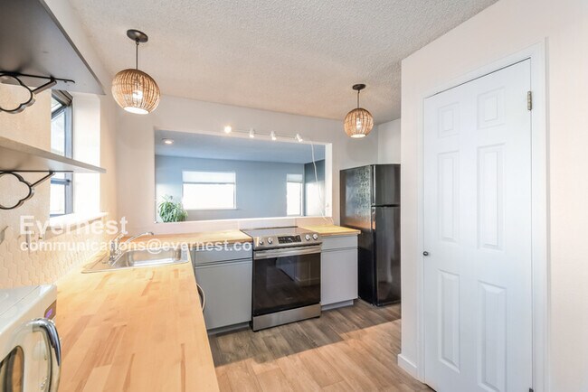 Photo - 6844 Countryside Ln Unit APT 284