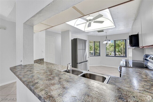 Building Photo - 4987 Pepper Cir Unit I205 Rental