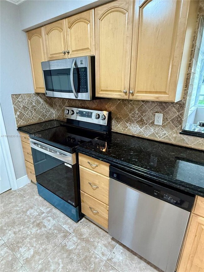 Photo - 216 SE 5th St