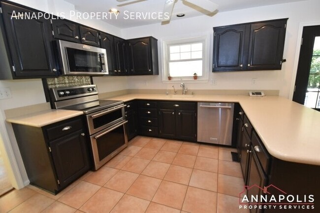 2606 Lecompte Ln