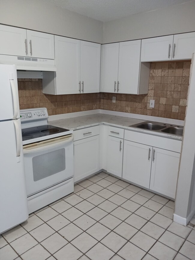 Photo - 5554 Eighth Ave
