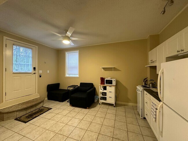 Photo - 355 Sand Hill Rd