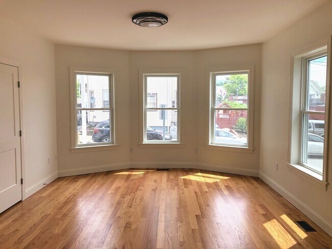 Photo - 10 Wolcott St Unit 1