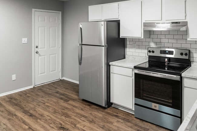Photo - Wilshire Park Apartments