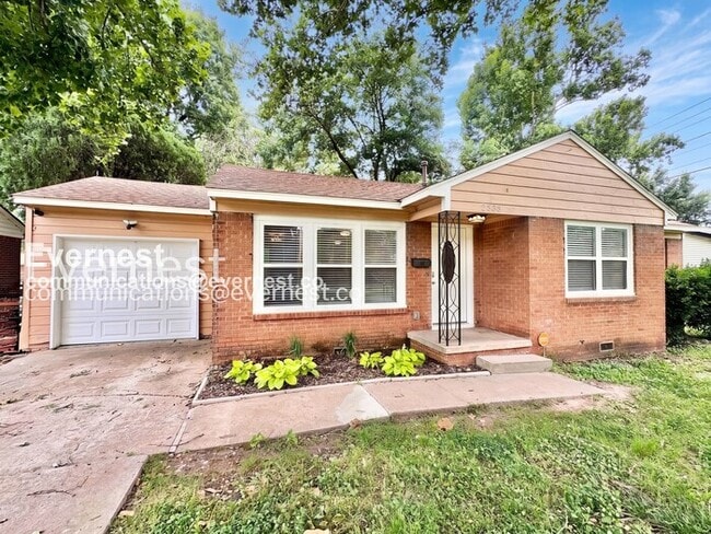 Photo - 2535 S Pittsburg Ave