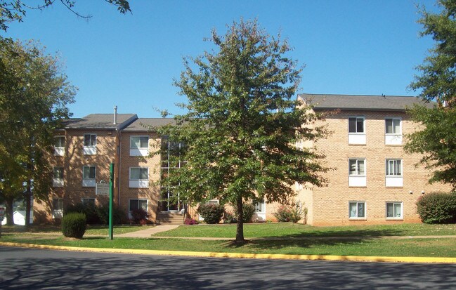 Photo - Harris Gardens Apartments