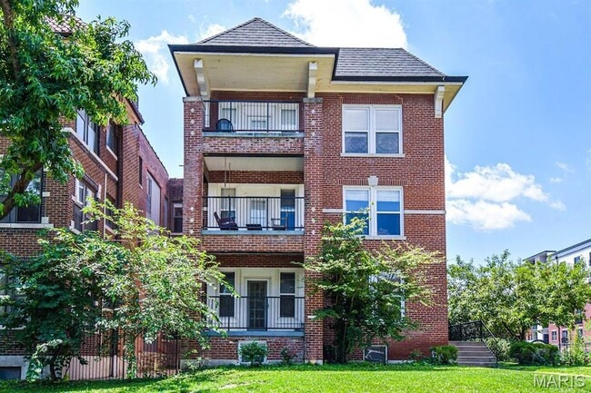 Building Photo - 5528 Waterman Blvd Unit 1N