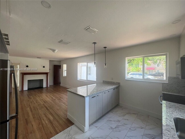 Photo - 245 SW 24th Rd